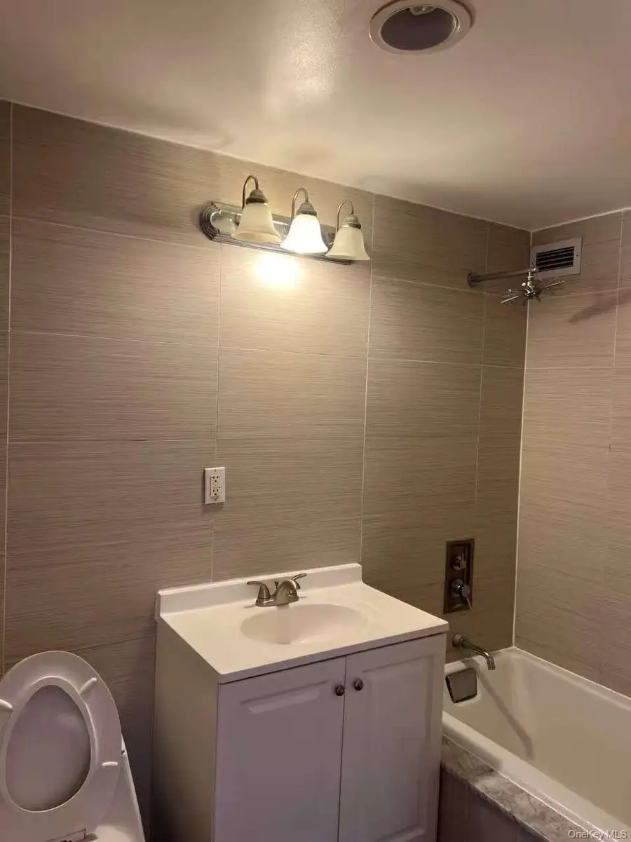 13338 Sanford Avenue #15E, Flushing, NY 11355 - #3