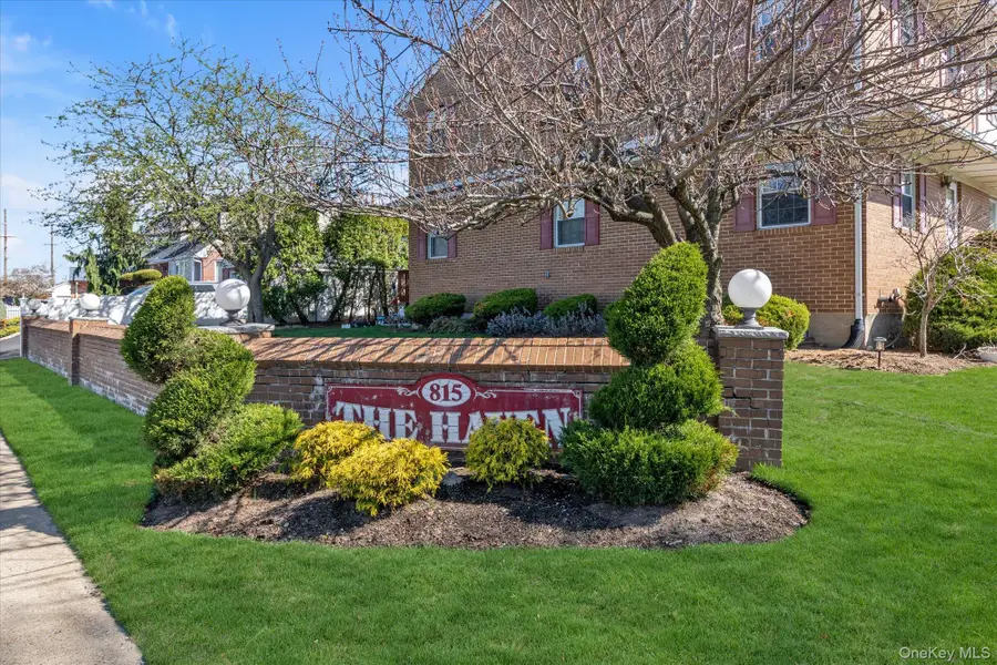 815 Franklin Avenue #13, Valley Stream, NY 11580 - #3