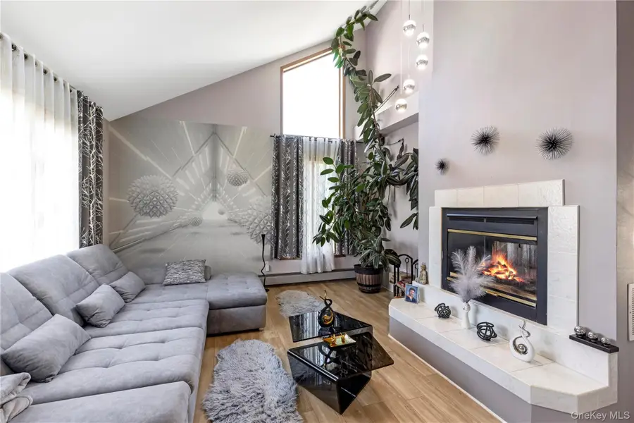 27 Cypress Drive, Kings Park, NY 11754 - #3