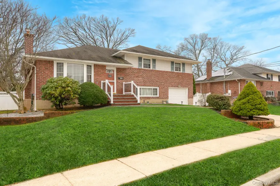 15 Lourae Drive, Massapequa Park, NY 11762 - #2