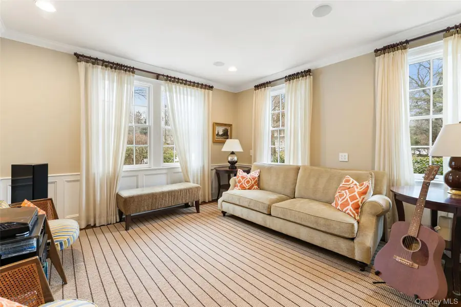 326 Heathcote Road, Scarsdale, NY 10583 - #3