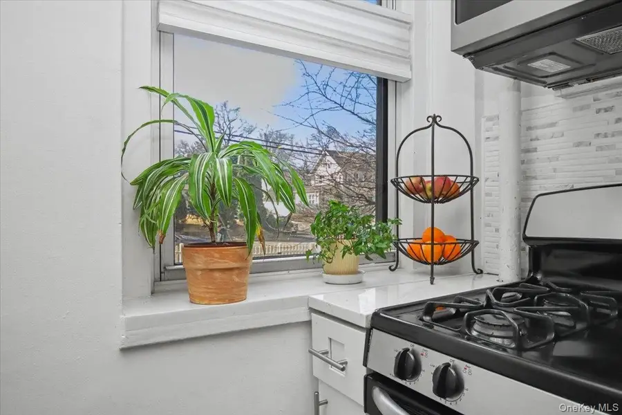 90 Bryant Avenue #Abby-1B, White Plains, NY 10605 - #3