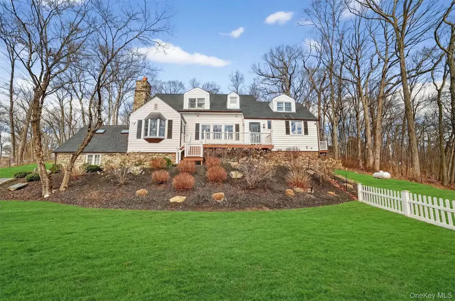 69 Locust Avenue, Cortlandt Manor, NY 10567 - #2