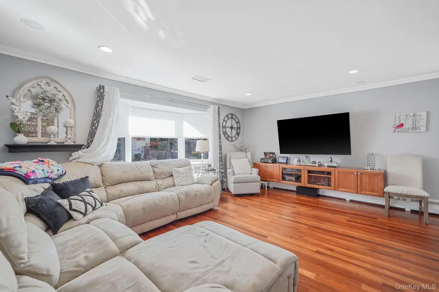 47 2nd Street, Ronkonkoma, NY 11779 - #2