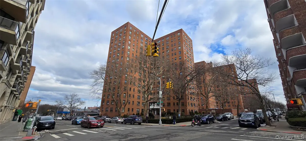 9905 63rd Drive #3O, Rego Park, NY 11374 - #1