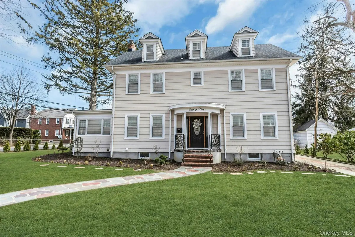 85 Violet Avenue, Floral Park, NY 11001 - #1