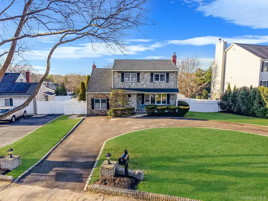 2 Cindy Street, Smithtown, NY 11787 - #2