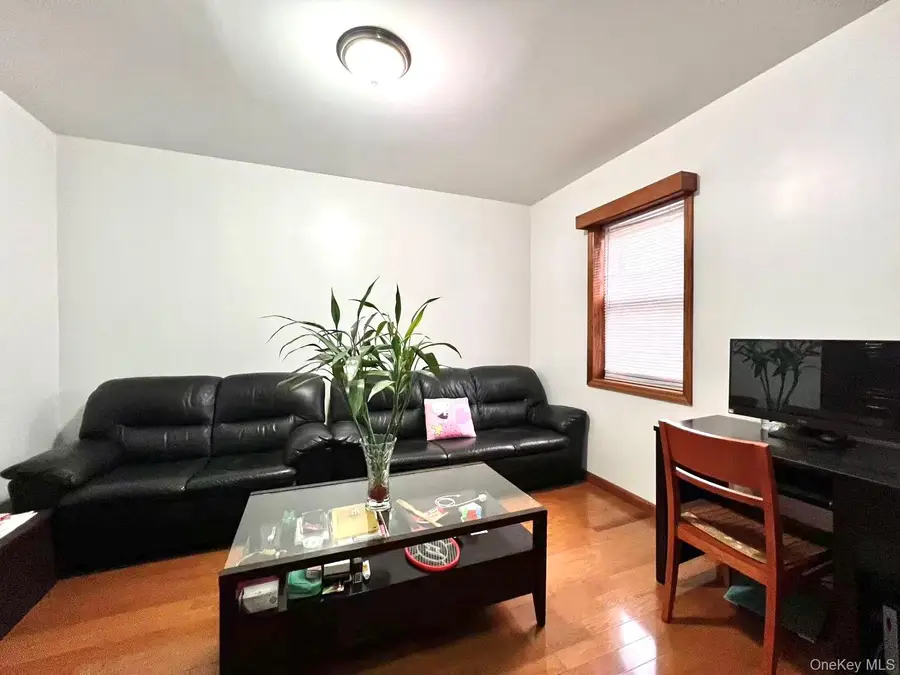 94-27 43rd Avenue, Elmhurst, NY 11373 - #3