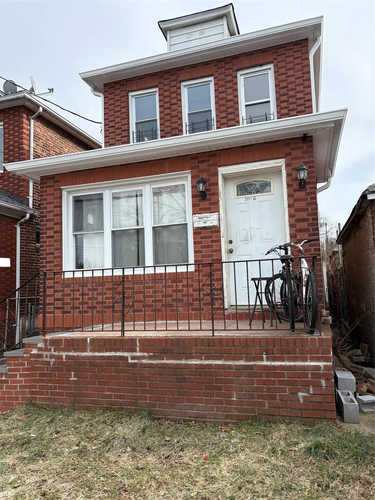 237-12 92nd Road, Bellerose, NY 11426 - #1