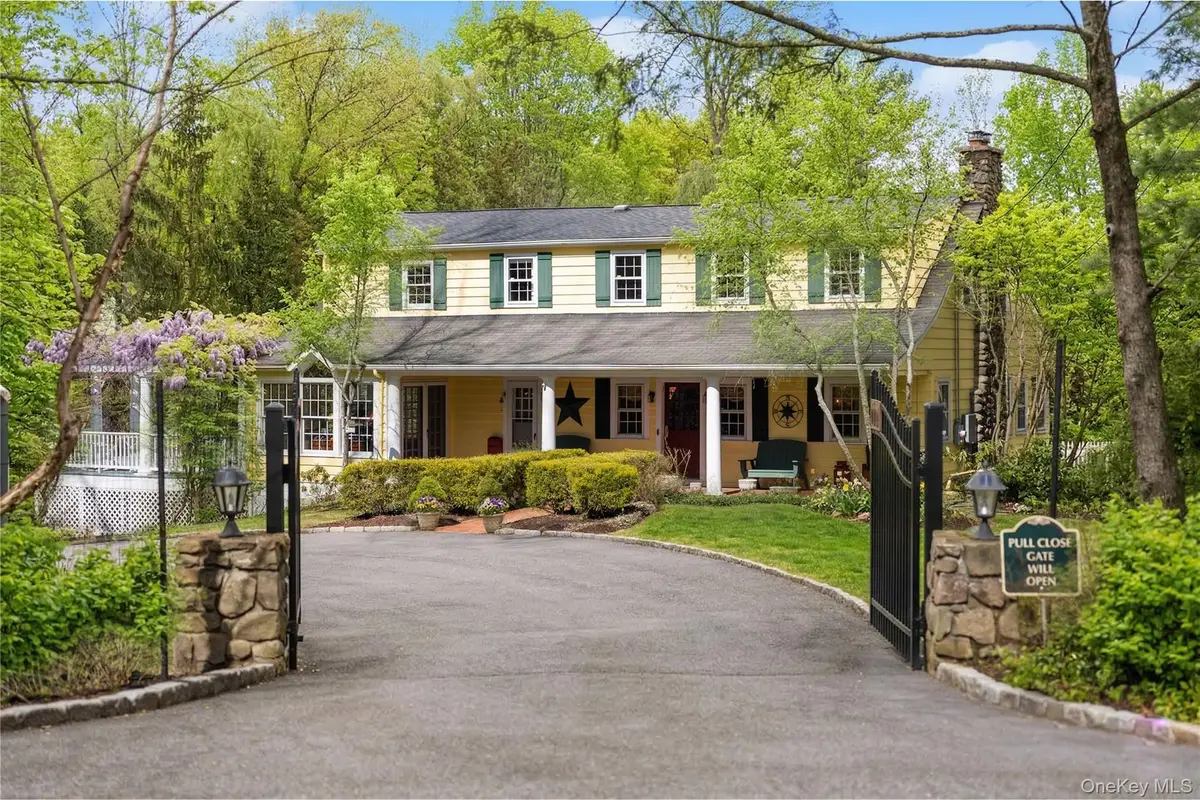 21 Kitchawan Drive, Chappaqua, NY 10514 - #1