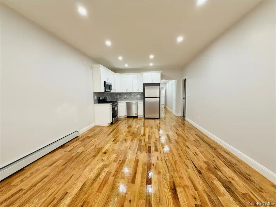 1170 Havemeyer Avenue, Bronx, NY 10462 - #2