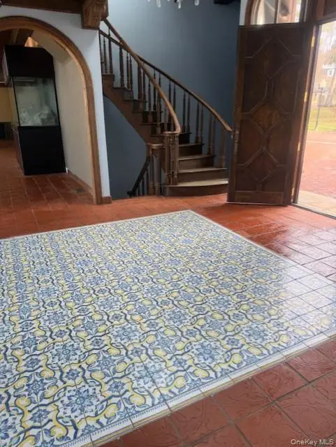 1 Sea Crest Drive, Lloyd Harbor, NY 11743 - #3