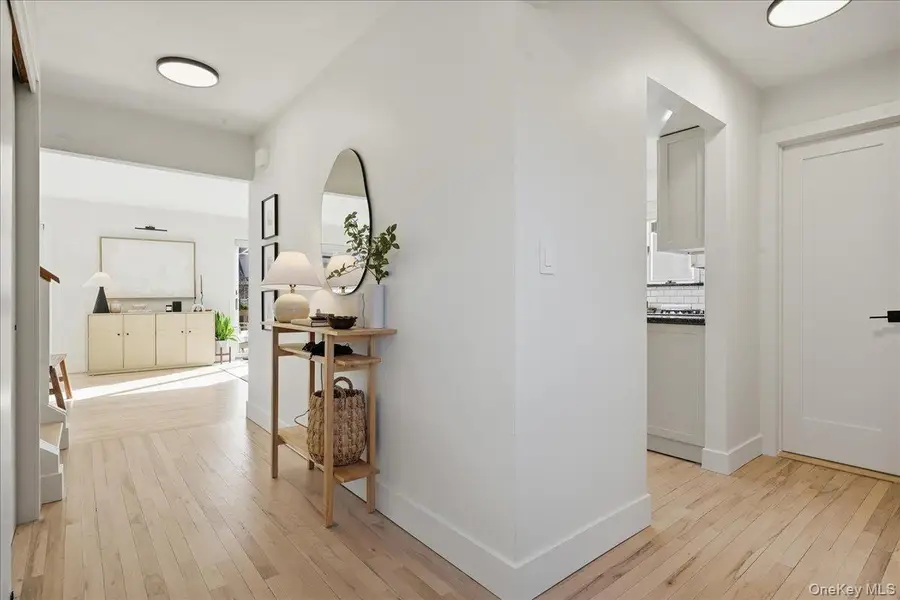 141 Annuskemunnica Road, Babylon, NY 11702 - #2