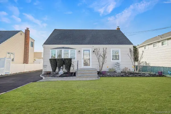 2374 Fish Avenue, North Bellmore, NY 11710