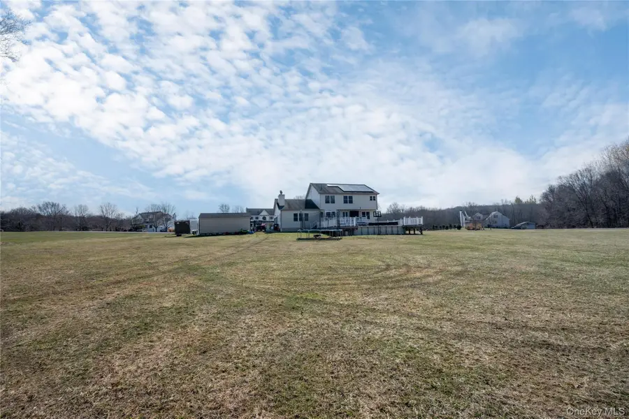 4 Natchu Court, Salisbury Mills, NY 12577 - #3