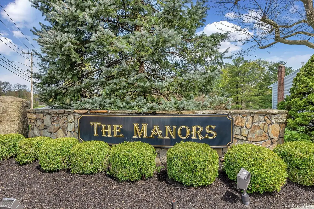6 Manors Drive, Jericho, NY 11753 - #1