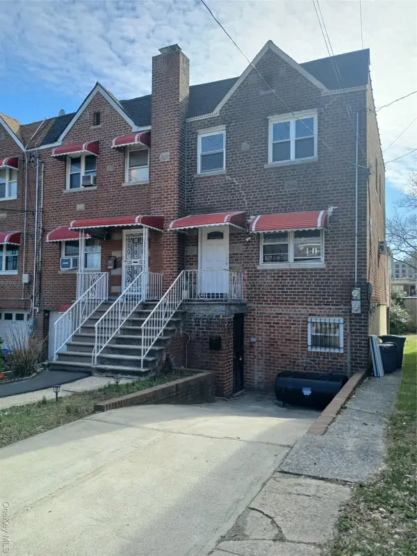 1042 E 233rd Street, Bronx, NY 10466