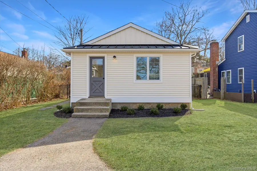 27 Vine Road, Rocky Point, NY 11778 - #2