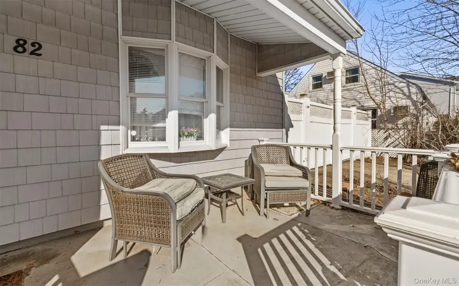 82 Barnyard Lane, Levittown, NY 11756 - #2