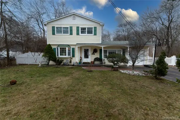 89 Sportsmen Street #4103, Central Islip, NY 11722