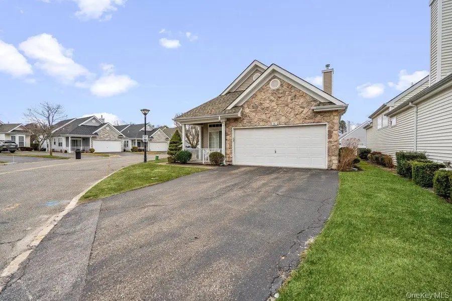 587 Leisure Drive, Ridge, NY 11961 - #3