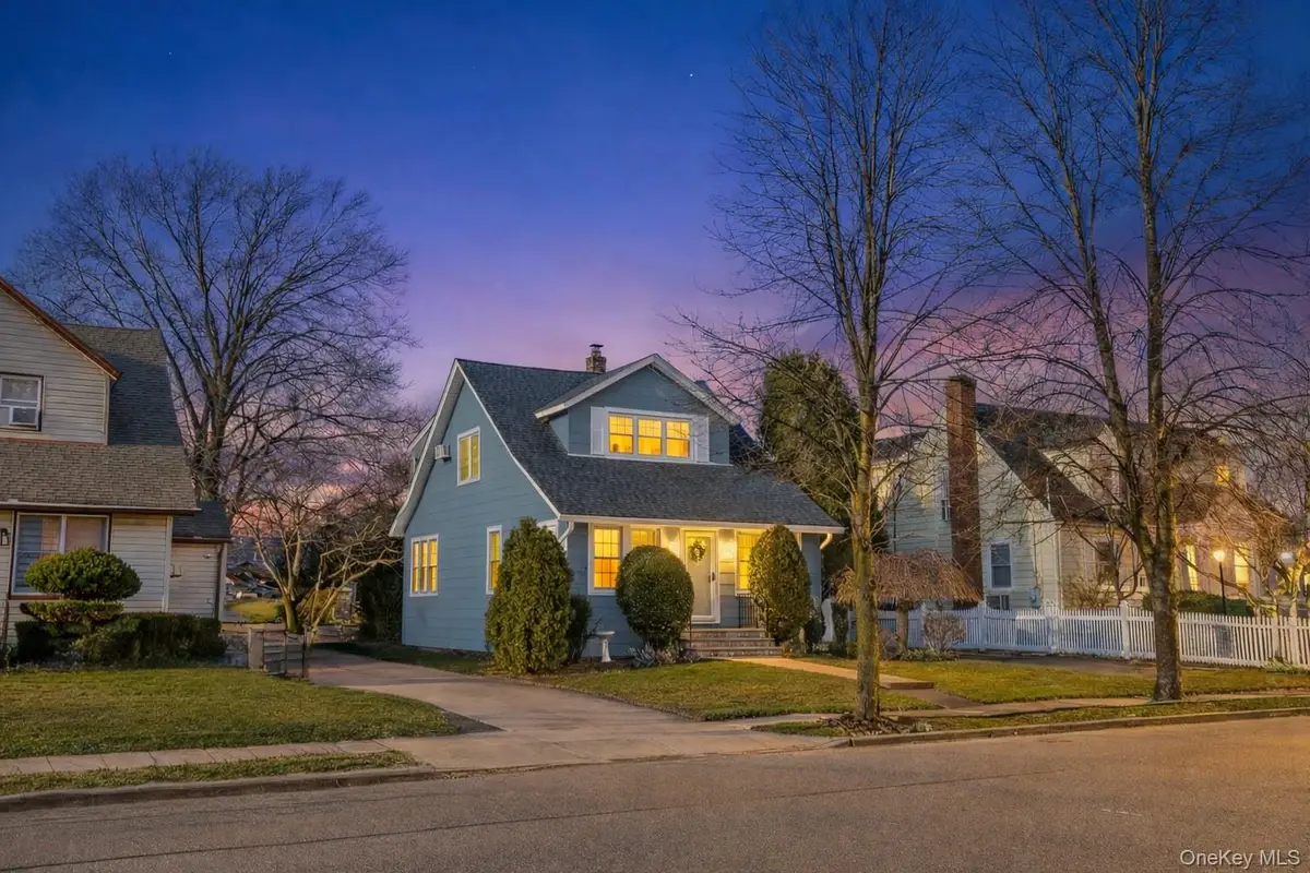 3539 Park Avenue, Wantagh, NY 11793 - #1