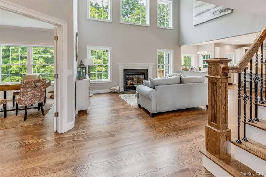 8 Roundhill Road, Hopewell Junction, NY 12533 - #3