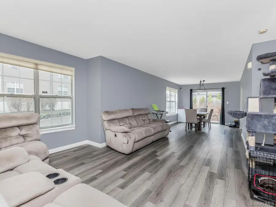 601 Crab Apple Lane, New Windsor, NY 12553 - #2