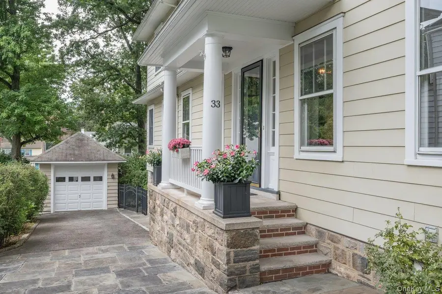 33 Young Avenue, Pelham, NY 10803 - #2
