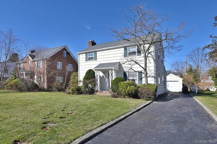 146 Kildare Road, Garden City, NY 11530 - #3