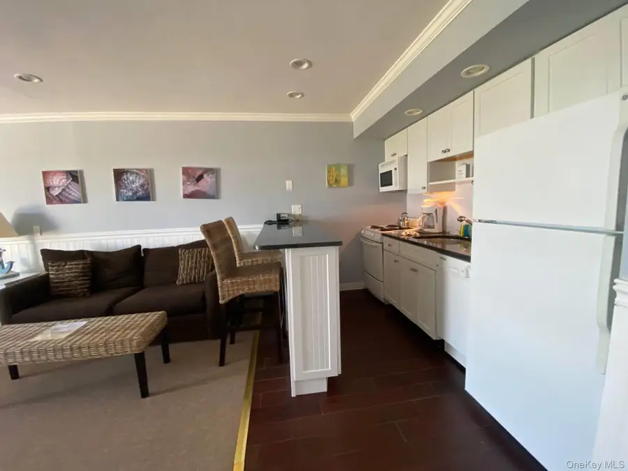 727 Old Montauk Highway #224, Montauk, NY 11954 - #2