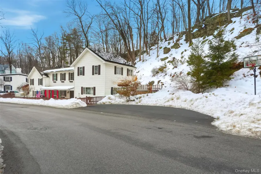 24 Mountain Road, Cornwall On Hudson, NY 12520 - #2