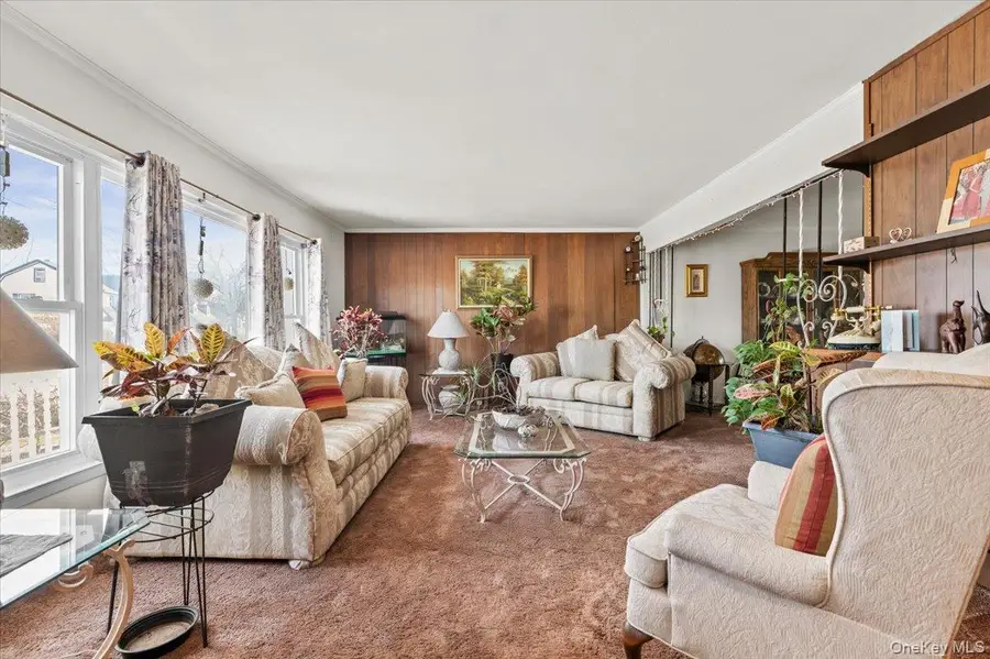 55 Harriet Avenue, Hempstead, NY 11550 - #3