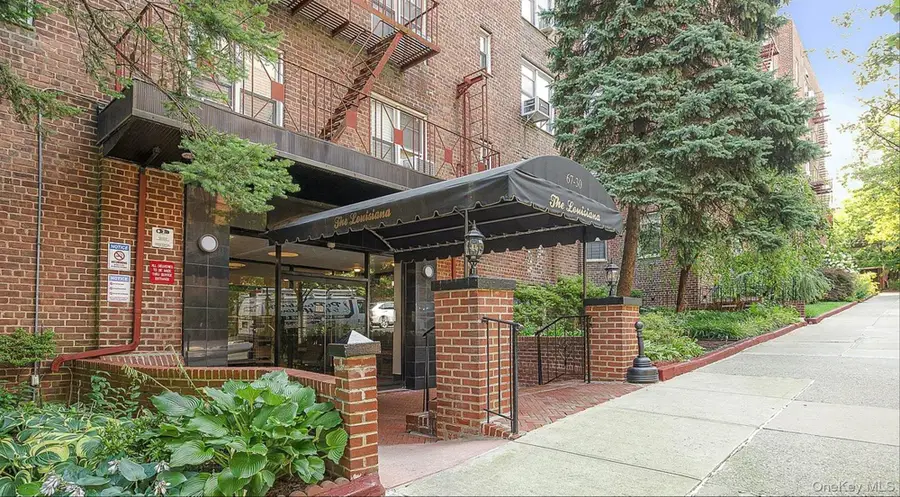 67-30 Clyde Street #3W, Forest Hills, NY 11375 - #2