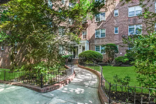 34-49 81st Street #2R, Jackson Heights, NY 11372