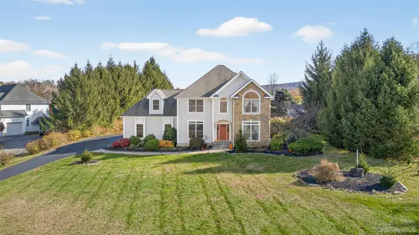 45 Wintergreen Place, Hopewell Junction, NY 12533