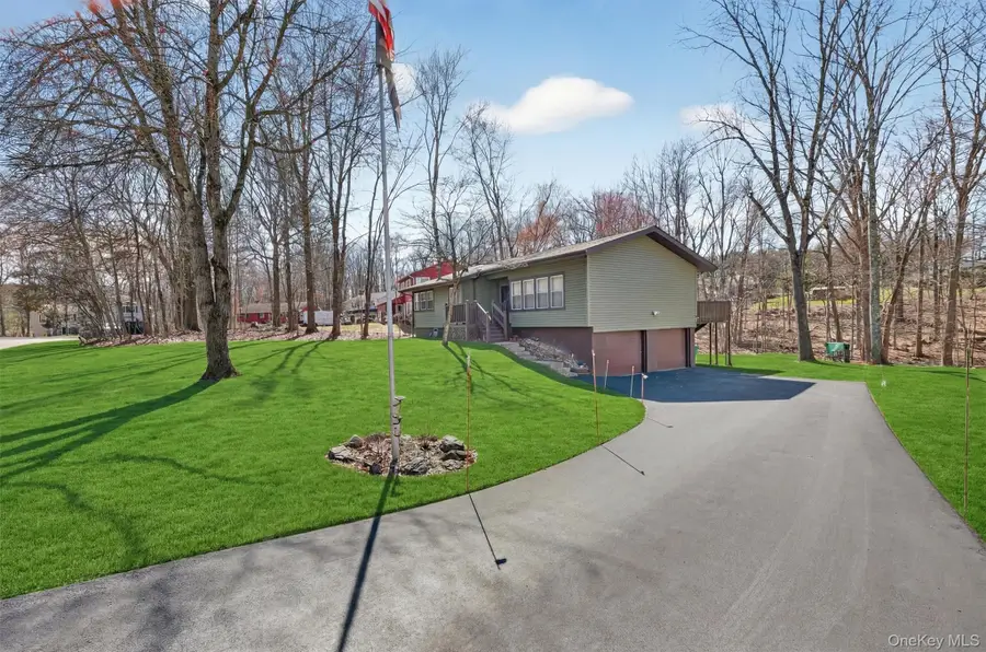 32 Sachson Place, Wappingers Falls, NY 12590 - #2