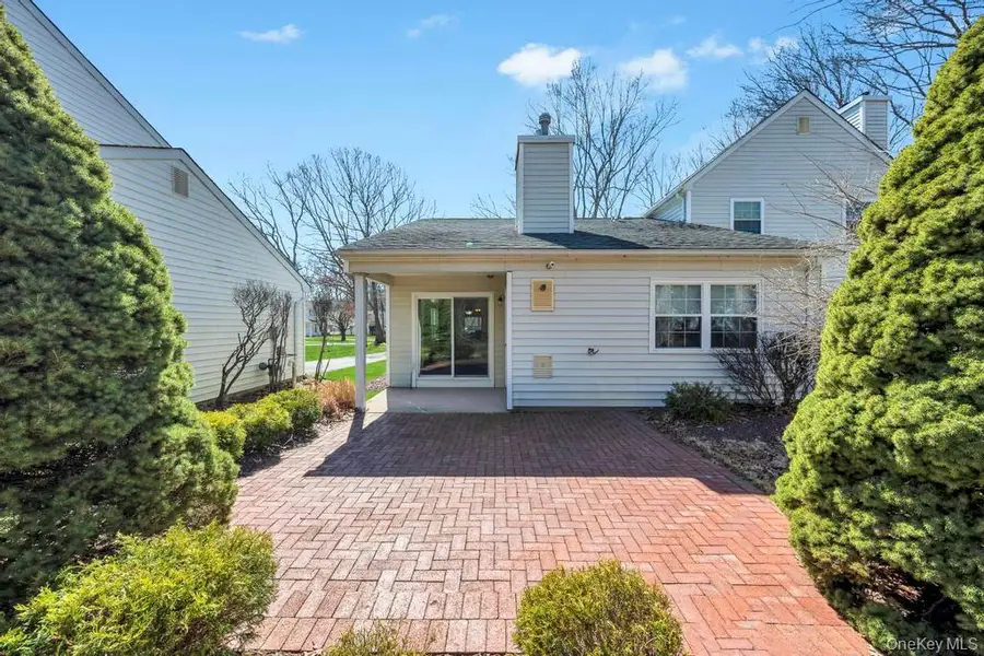 13 Mallard Path, Coram, NY 11727 - #3