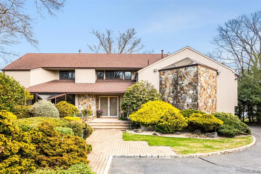 214 Cedar Avenue, Hewlett Bay Park, NY 11557 - #2