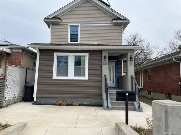 22011 139th Avenue, Springfield Gardens, NY 11413