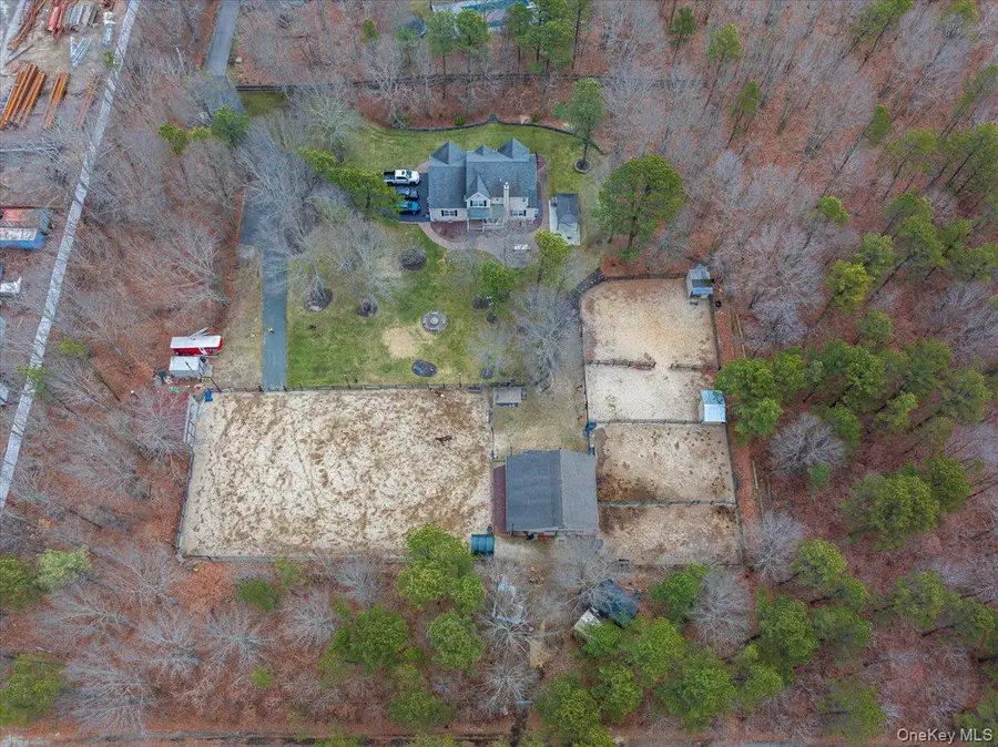 210 Weeks Avenue, Manorville, NY 11949 - #3