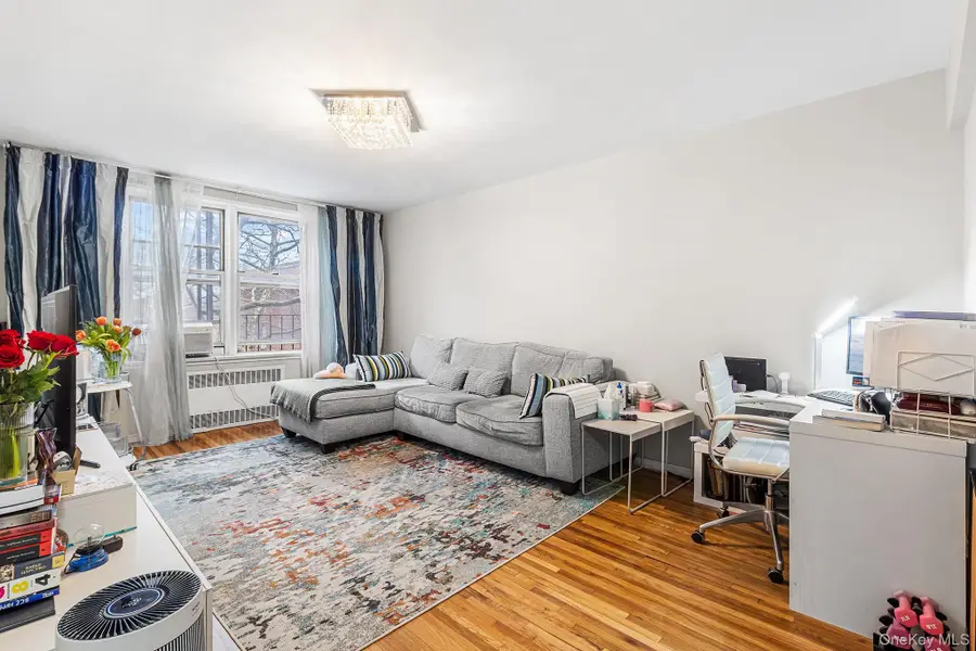 2552 E 7th Street #2J, Brooklyn, NY 11235 - #3