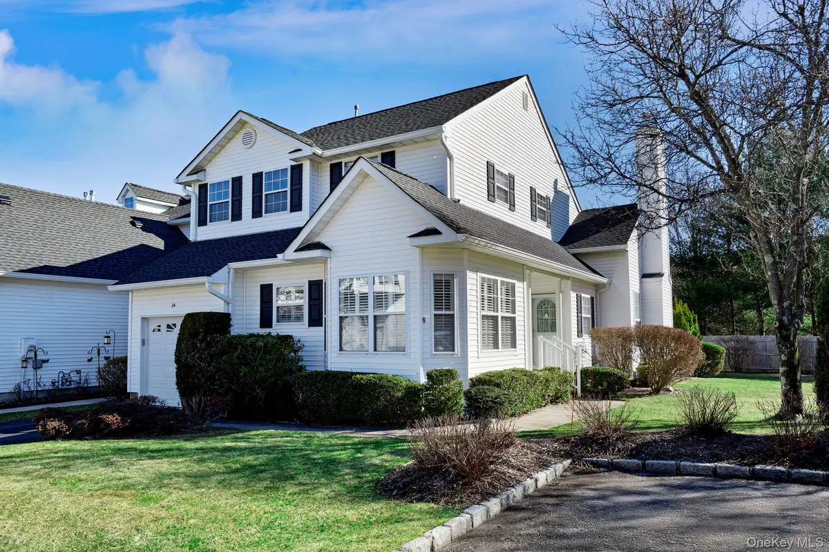 24 Brookville Way, Manorville, NY 11949 - #1