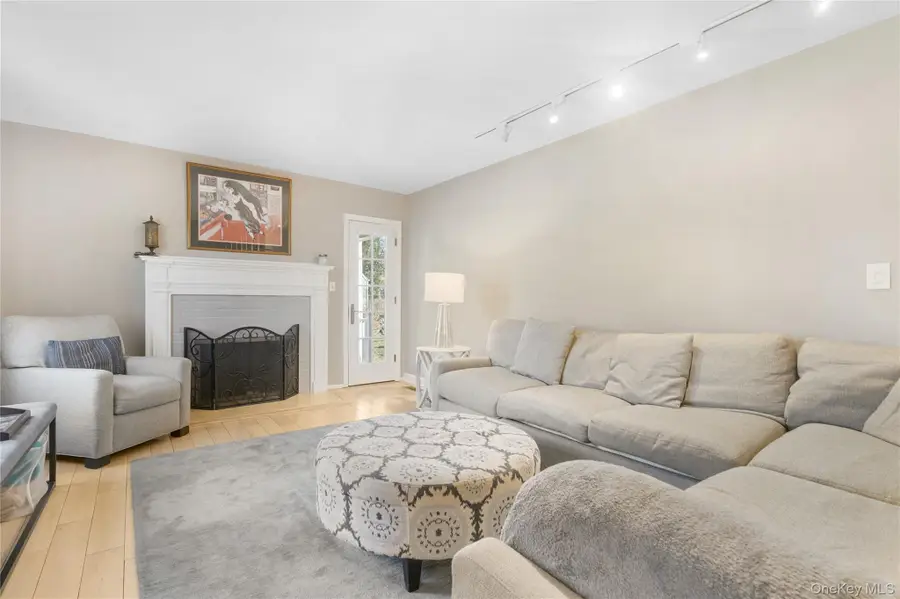 5 Birch Street W, White Plains, NY 10607 - #3