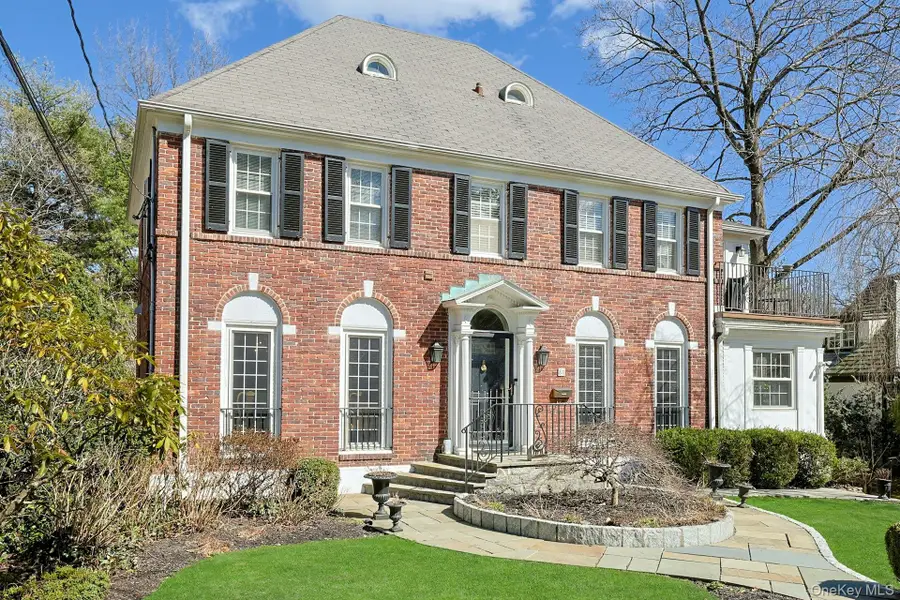 81 Oxford Road, New Rochelle, NY 10804 - #3