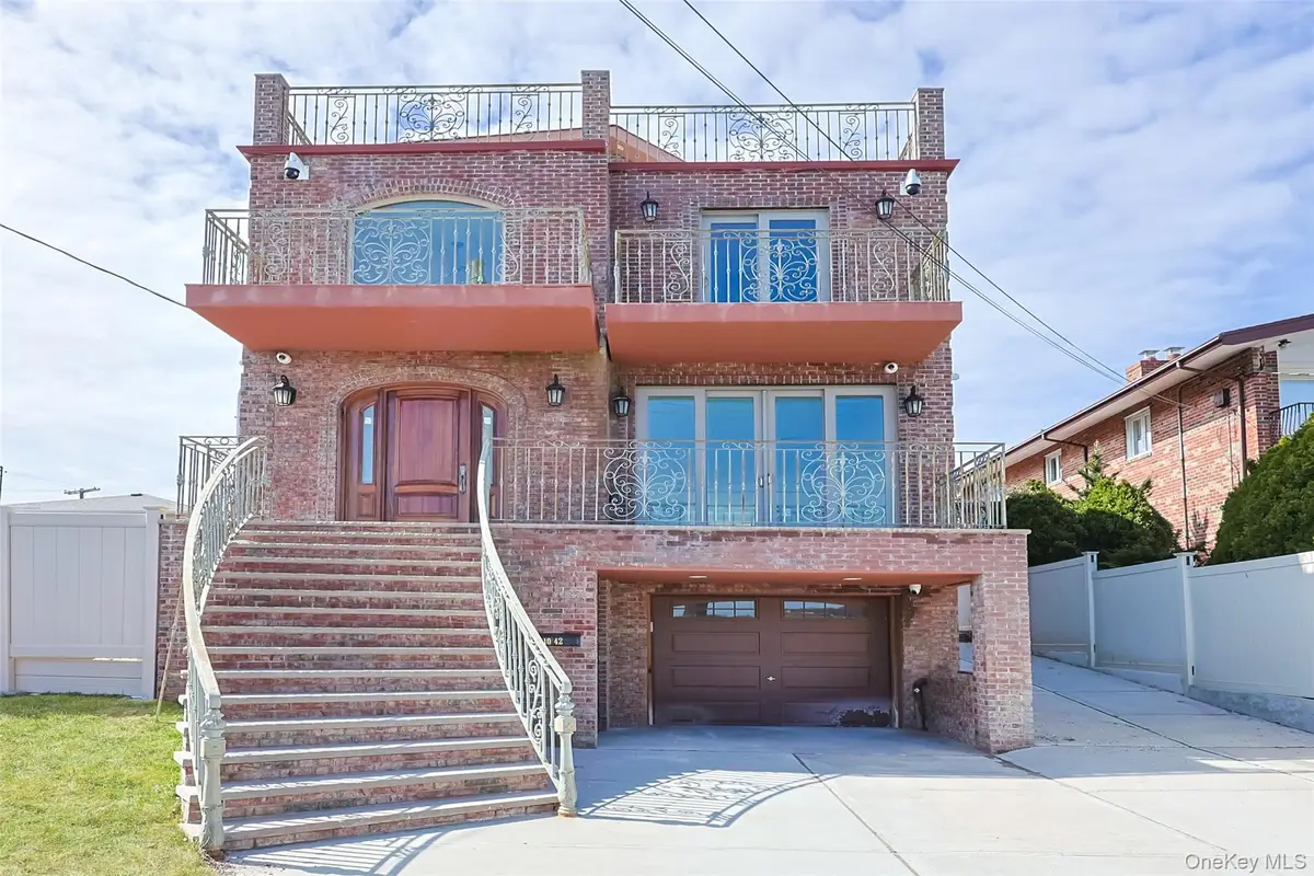 10-42 Utopia Parkway, Beechhurst, NY 11357 - #1