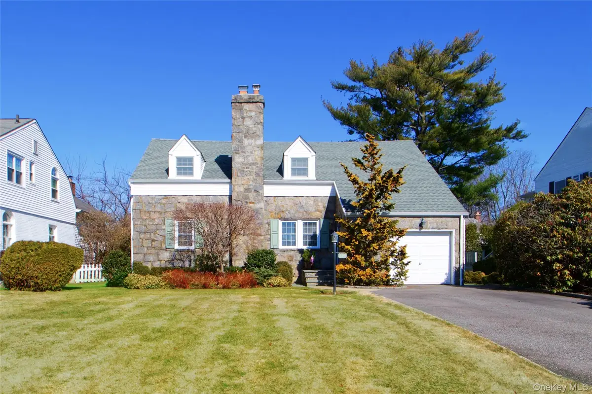 139 Garden Street, Garden City, NY 11530 - #1