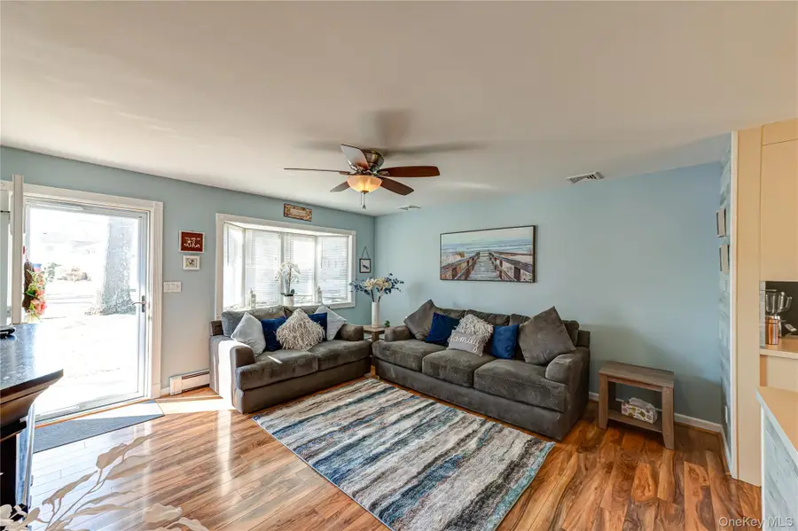 869 Udall Road, West Islip, NY 11795 - #3