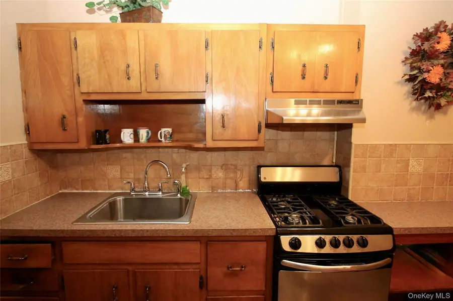 6622 79th Place, Middle Village, NY 11379 - #3