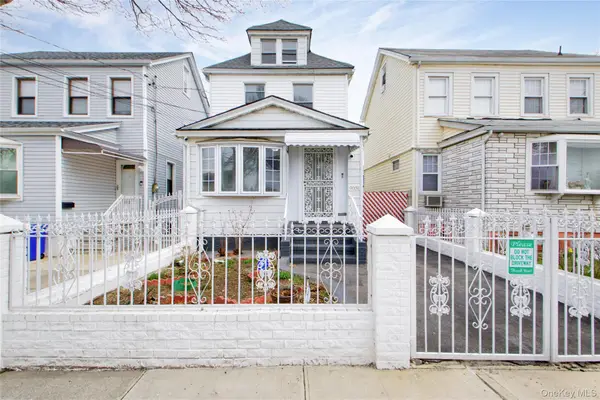 9031 204th Street, Hollis, NY 11423